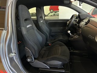 Abarth 695 Competizione 2024