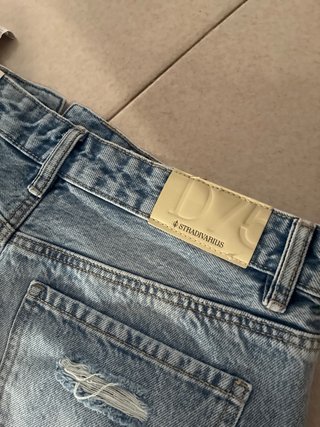 Bershka Shorts Vaqueros Desgastados Talla 36