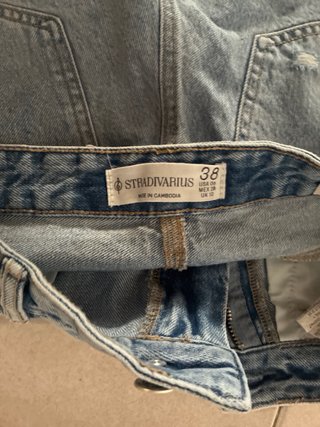 Bershka Shorts Vaqueros Desgastados Talla 36