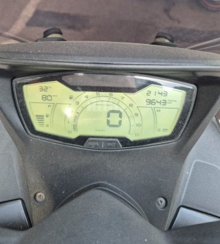 Alquiler Aprilia SXR 50 Scooter