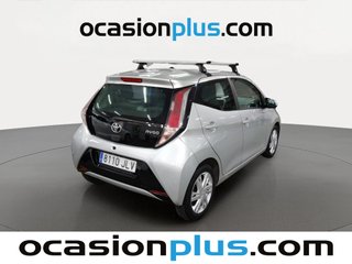 Toyota Aygo 1.0 70 x-play 51 kW (69 CV)