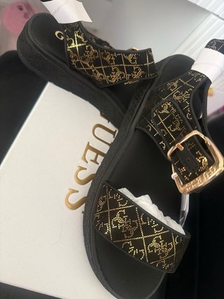 Sandalias Guess Negras Doradas Talla 36