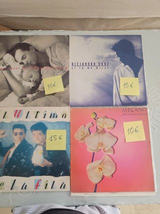 4 álbumes de Vinilos Pop español