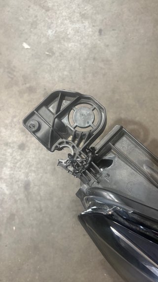 Faro Derecho Peugeot 308 2015