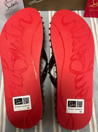 Chanclas Christian Louboutin Negras