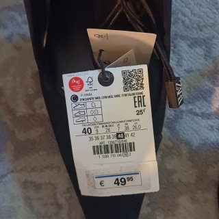Zapatos de tacón Zara negros