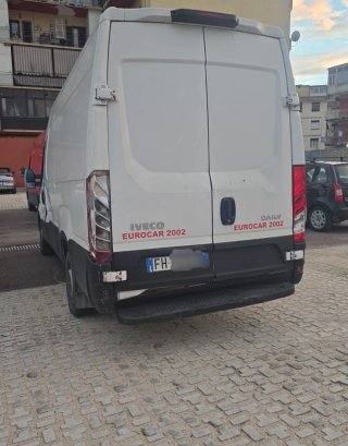 Furgoni Iveco Daily