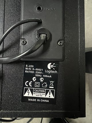 Altavoces Logitech con Subwoofer