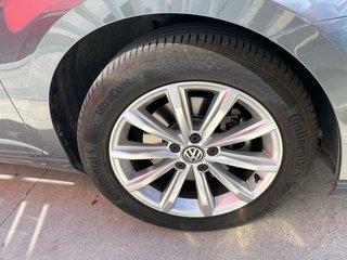 CUOTA 230€ - Volkswagen Passat 2017 1.6 120CV