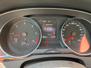 CUOTA 230€ - Volkswagen Passat 2017 1.6 120CV