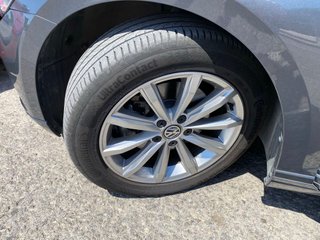 CUOTA 230€ - Volkswagen Passat 2017 1.6 120CV