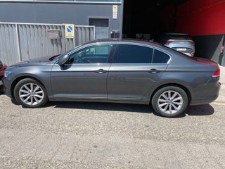 CUOTA 230€ - Volkswagen Passat 2017 1.6 120CV