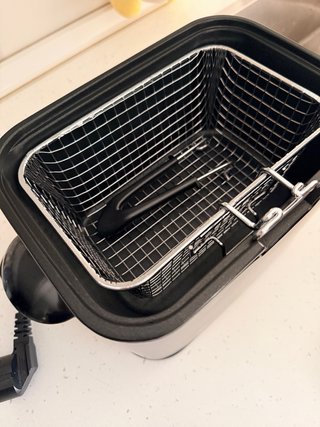 Freidora Jata Negra 1.3L