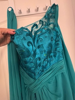 Vestido largo Lexus talla 12 equivalente a S/36.