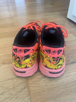 Zapatillas Asics Tri NOOSA