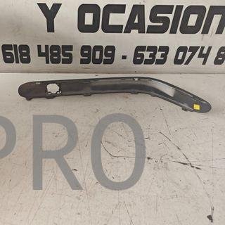 MOLDURA PARACHOQUE DELANTERO DERECHO MERCEDES