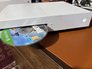 Xbox One S 500 GB Bianca