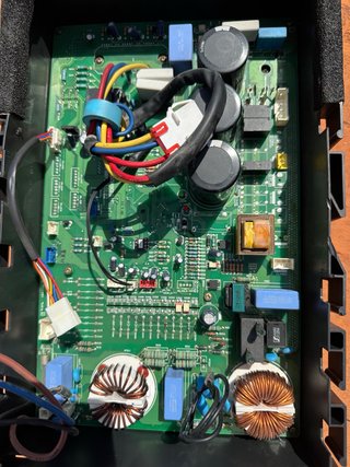Placa Inverter LG UU18WUEB