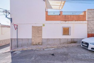 Casa adosada en venta en Otura