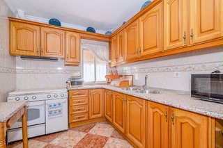 Casa adosada en venta en Otura