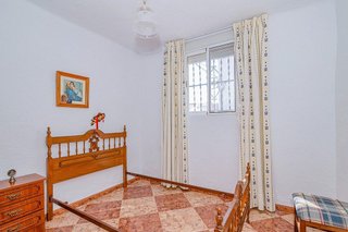 Casa adosada en venta en Otura