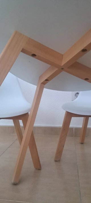 Mesa y 2 Sillas Nórdicas Infantiles