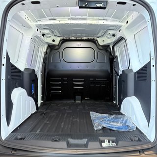 Ford E-Transit Courier 2026