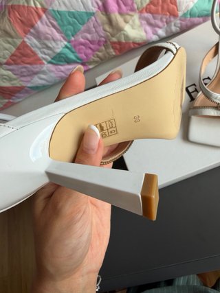 Sandalias Tacón Guess