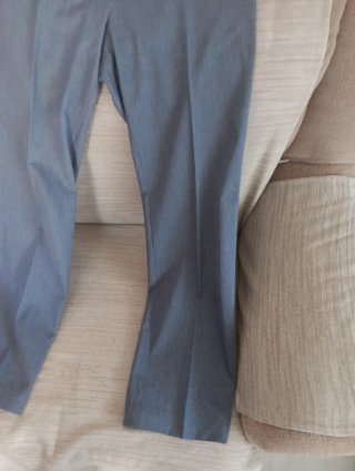 Pantalón vaquero azul marino mujer