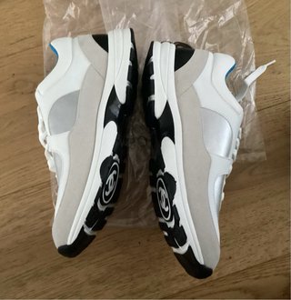 Sneakers Chanel Bianche e Nere