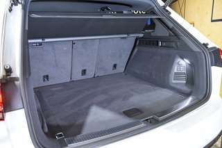 Volkswagen Touareg Prem Eleg 3.0 V6 TDI 210kW Tip 4M