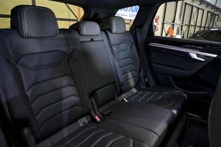 Volkswagen Touareg Prem Eleg 3.0 V6 TDI 210kW Tip 4M