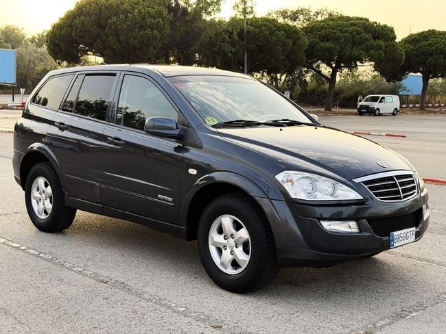 SsangYong Kyron 200Xdi - foto 1