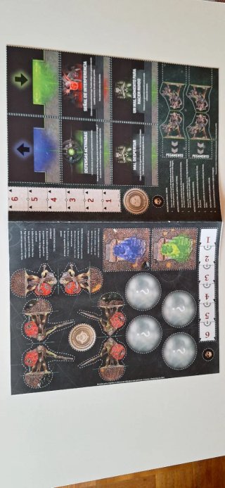 20 miniaturas, 10 Vindicadores y 10 Orkos.