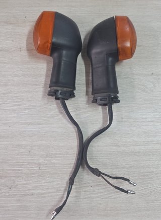 Intermitentes delanteros Yamaha YBR 125 (10-14)