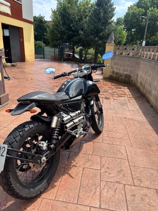 FB MONDIAL HPS 125 CAFE RACER