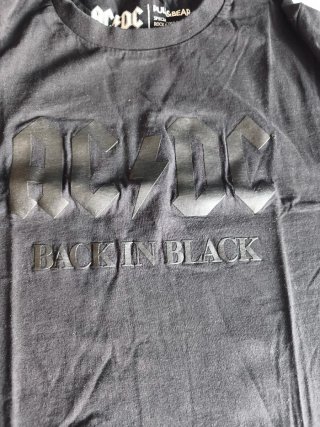 Camiseta AC/DC Back in Black Pull&Bear Negra