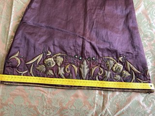 Vestido antiguo seda bordado oro