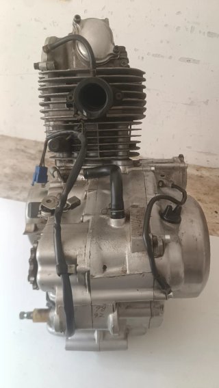 Motor Yamaha SR 250