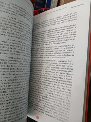 Gastronomía de mesa y papel,Asturias