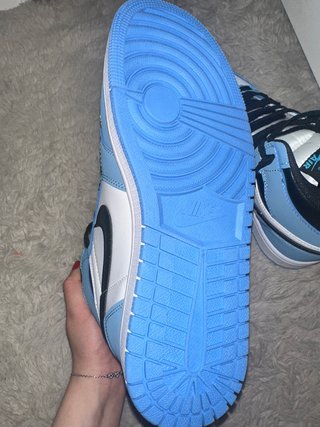 Nike Air Jordan 1 Mid Talla 42