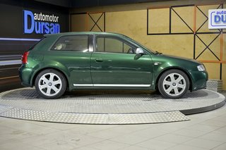 Audi S3 1.8 T quattro