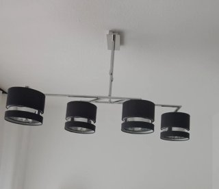 Lámpara de techo salón negra y plateada