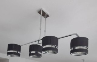 Lámpara de techo salón negra y plateada