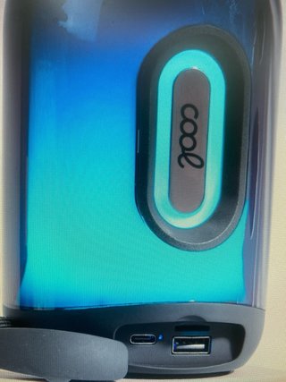 Altavoz Portátil Bluetooth Azul y Negro