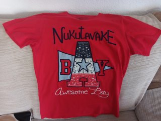 Camiseta Nukutavake Bay Awesome