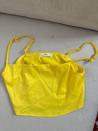 Conjunto Top y Falda Amarillo