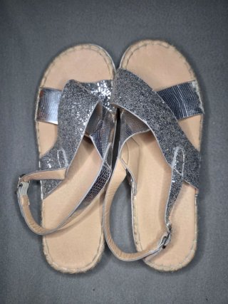 Sandalias plateadas T.41