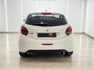 Peugeot 208   5P ALLURE 1.2L PureTech 60KW 82CV
