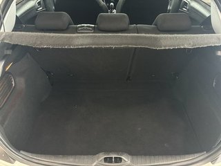 Peugeot 208   5P ALLURE 1.2L PureTech 60KW 82CV